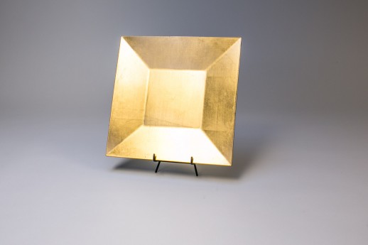 Square Charger – Gold