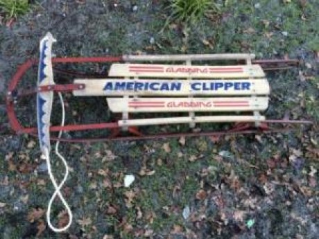 VINTAGE SLED AMERICAN CLIPPER