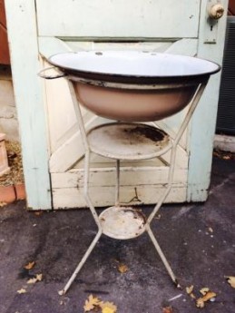 VINTAGE WASHING BASIN AND STAND