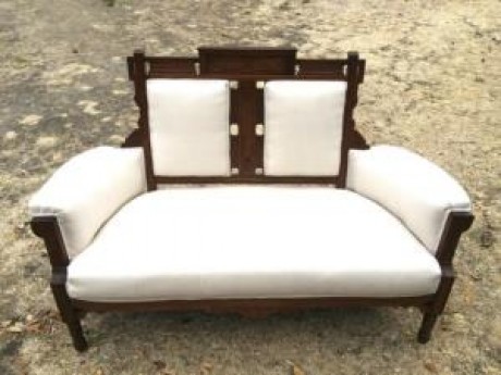 WILLOW SETTEE