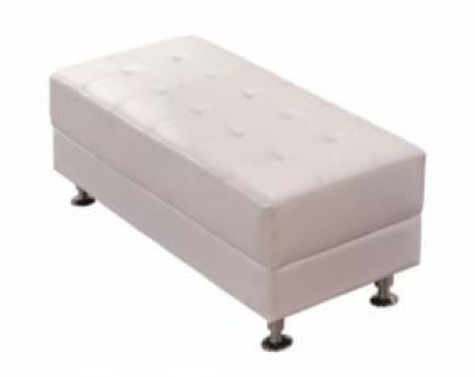 TUFTED WHITE BENCH 