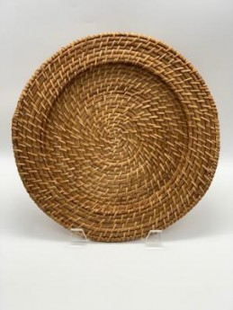 WICKER CHARGER 13