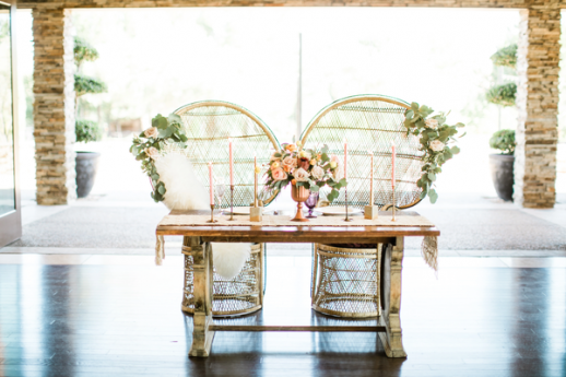 GUINEVERE SWEETHEART TABLE