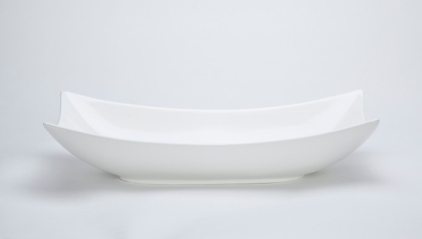 White Rolled Coupe Platter, 11 1/2