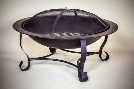 WROUGHT IRON FIRE PIT