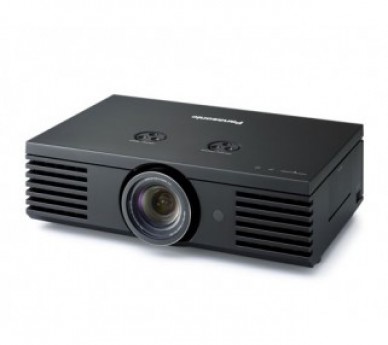 SMALL OUTDOOR HD MOVIE PROJECTION PACKAGE