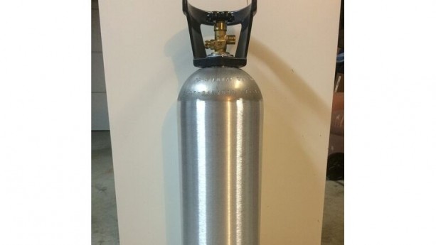 20 lb Aluminum CO2 Cylinder with Handle and New CGA320 Valve