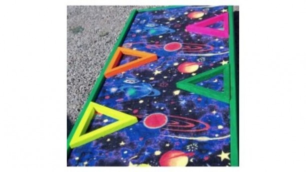 Mini Golf Triangles Golf Game Obstacle