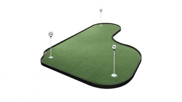 8' x 12' Tour Links Indoor/Outdoor Mini Golf Putting Green 3 Pin Game