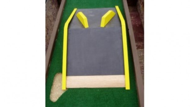 Ball Speedway Mini Golf Obstacle Game