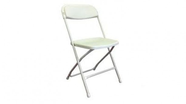 Off White Metal Folding Chair With Resin Seat Rental