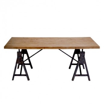 DURATA DINING TABLE