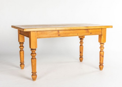 Armino Table
