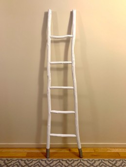 Brynn Shabby Chic Ladder