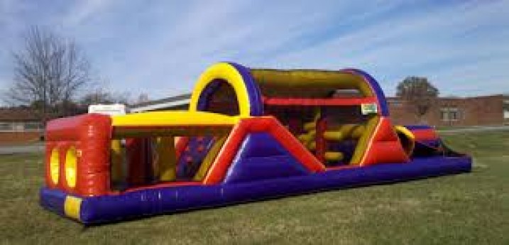 40' Wet/Dry Inflatable Obstacle Course Rental