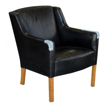 LAZLO LEATHER CHAIR
