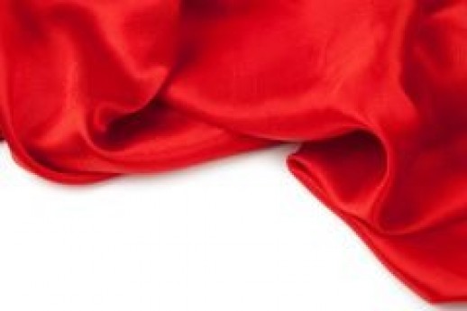 Red or White Satin (10’ sections x 10’-12’h) 