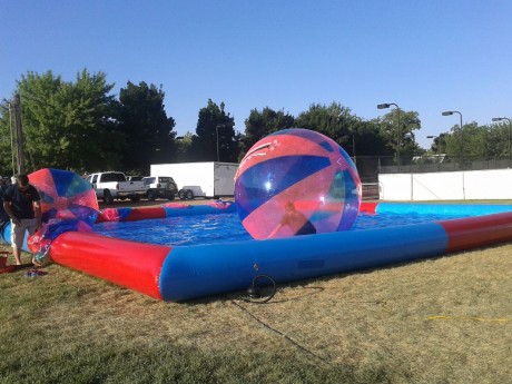 5 Walk On Water Inflatables & 30' x 30' Inflatable Pool Package
