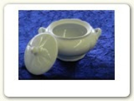 Soup Tureen; 4 quart, porcelain