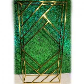 Geo Gloss Gold Rectangle Stand