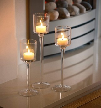 Centerpiece – Glass Candle Holder (additional decoration is not included)